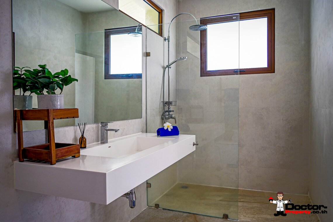 Modern 4 Bedroom Sea View Villa with Spacious area in Chaweng, Koh Samui – For Sale