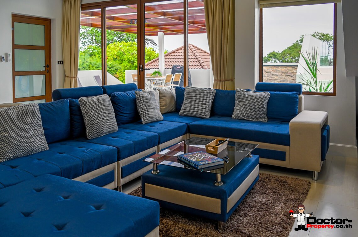 Modern 4 Bedroom Sea View Villa with Spacious area in Chaweng, Koh Samui – For Sale