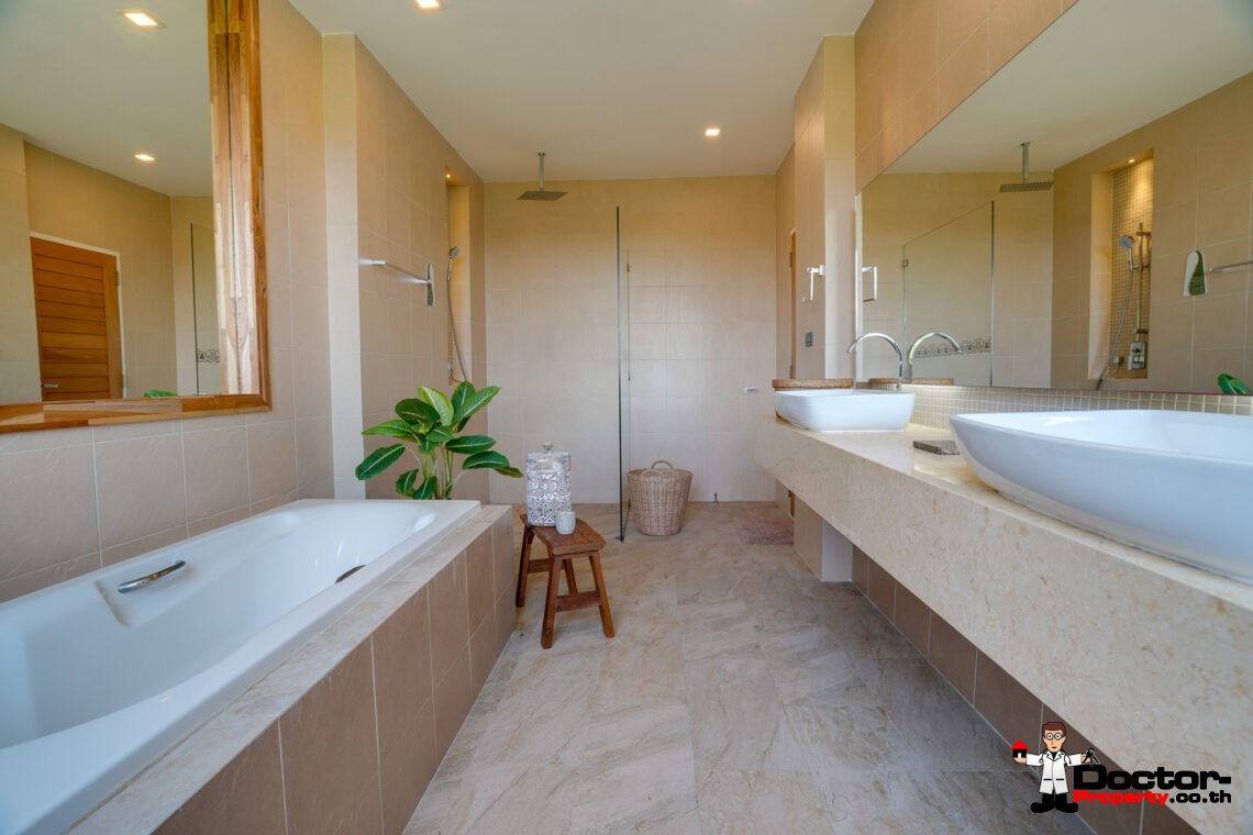 5 Bedroom Pool Villa with Sea View in Plai Laem, Koh Samui – For Sale