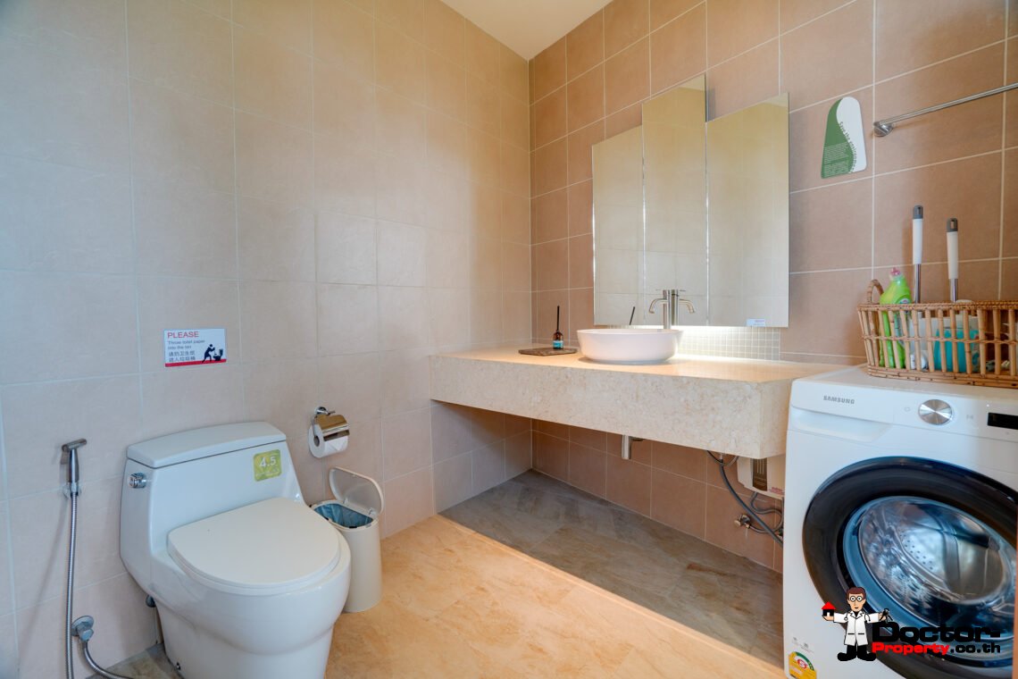 5 Bedroom Pool Villa with Sea View in Plai Laem, Koh Samui – For Sale