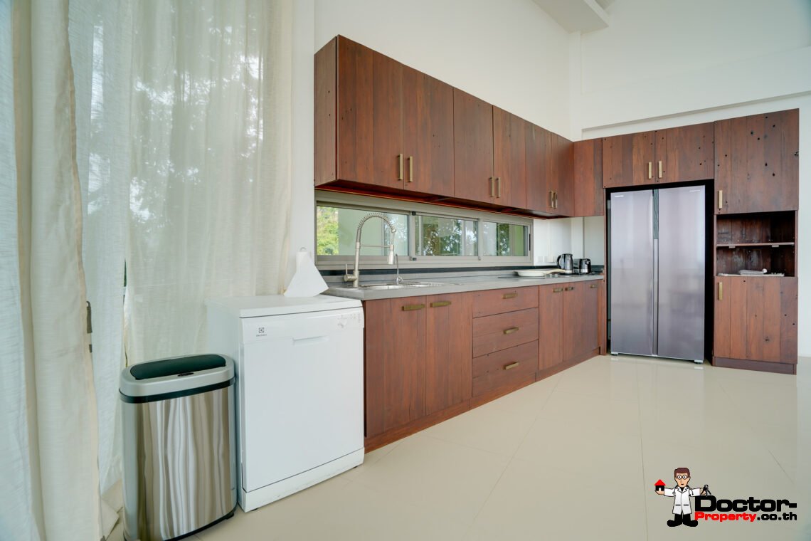 5 Bedroom Pool Villa with Sea View in Plai Laem, Koh Samui – For Sale