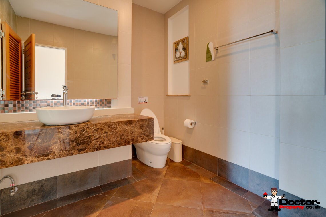 5 Bedroom Pool Villa with Sea View in Plai Laem, Koh Samui – For Sale