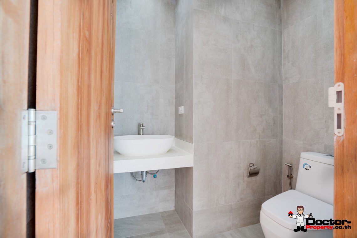 3 Bedroom Pool Villa with Sea View in Lamai, Koh Samui – For Sale