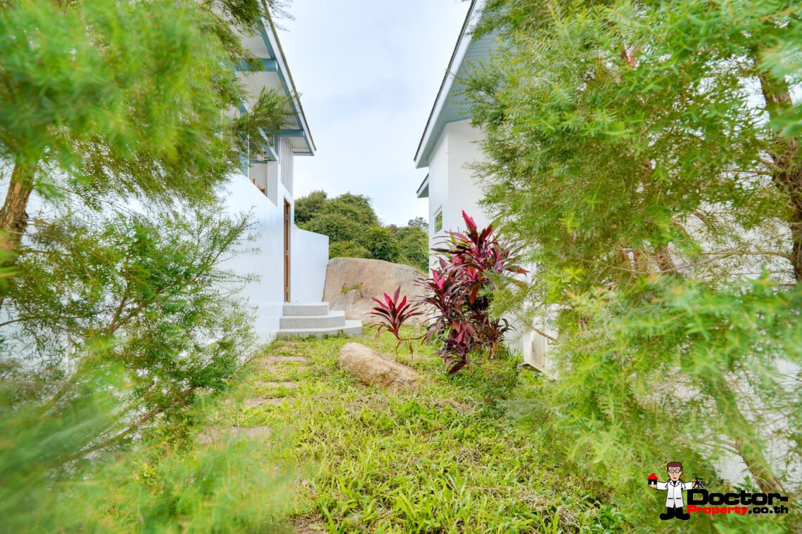 3 Bedroom Pool Villa with Sea View in Lamai, Koh Samui – For Sale