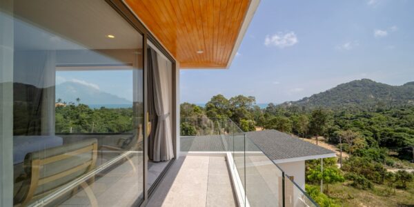 New 3 Bedrooms Pool Villa with Partial Sea View in Chaweng Noi, Koh Samui – For Sale