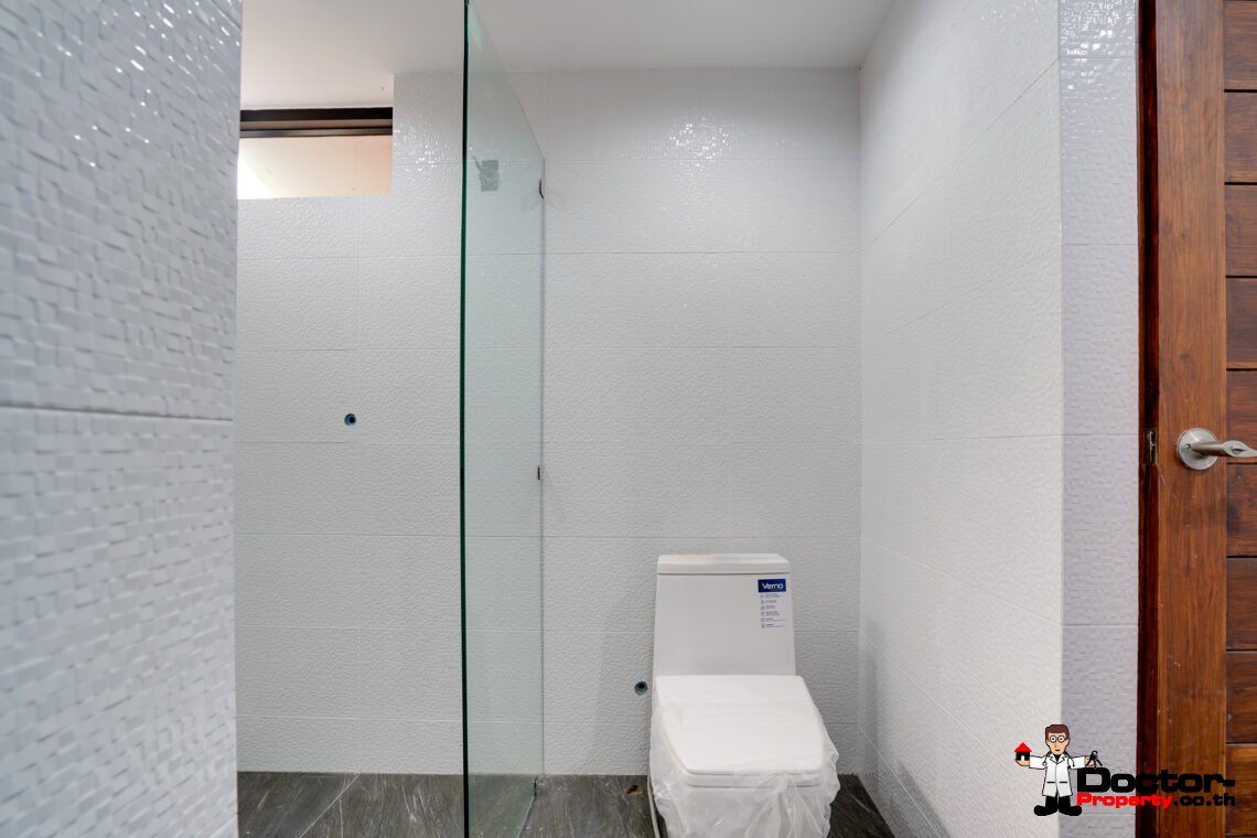 3 Bedroom House with Pool in Mae Nam, Koh Samui – For Sale