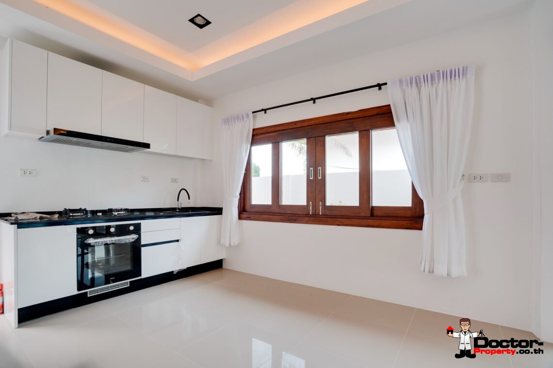 3 Bedroom House with Pool in Mae Nam, Koh Samui – For Sale