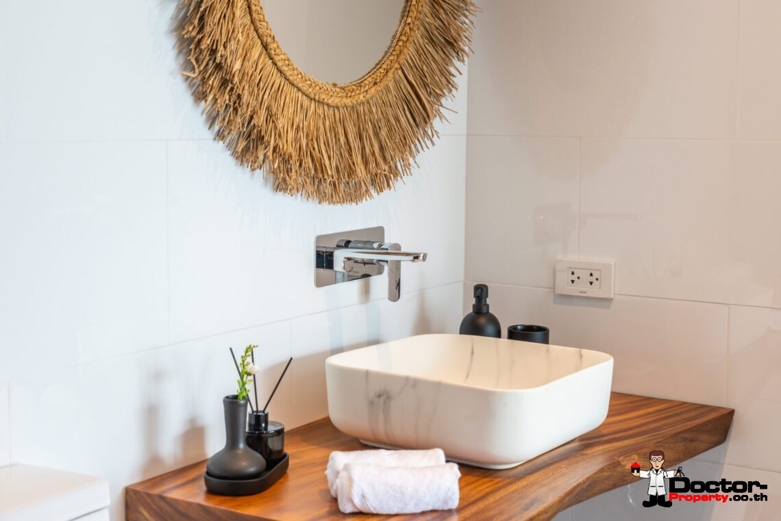 Luxury 5 Bedroom Pool Villa with Stunning Sea View in Bo Phut, Koh Samui – For Sale