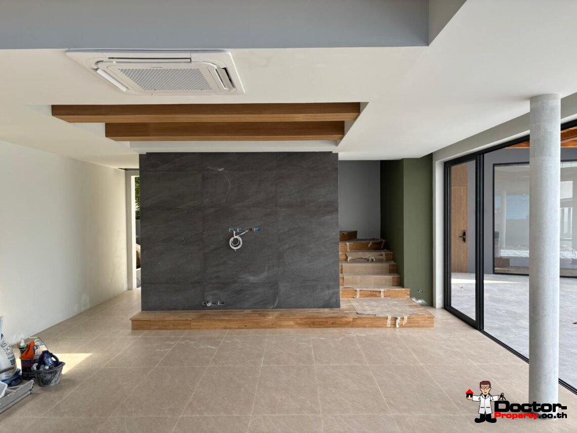 Luxury 2 Bedroom Pool Villa with Partial Sea View in Chaweng, Koh Samui – For Sale