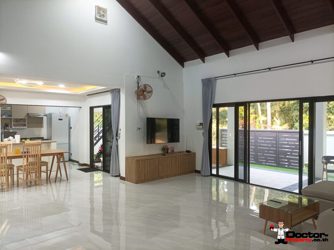 3 Bedroom House with Pool Just 100 Metres from the Beach in Lipa Noi, Koh Samui – For Sale