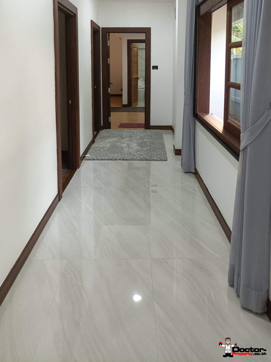 3 Bedroom House with Pool Just 100 Metres from the Beach in Lipa Noi, Koh Samui – For Sale