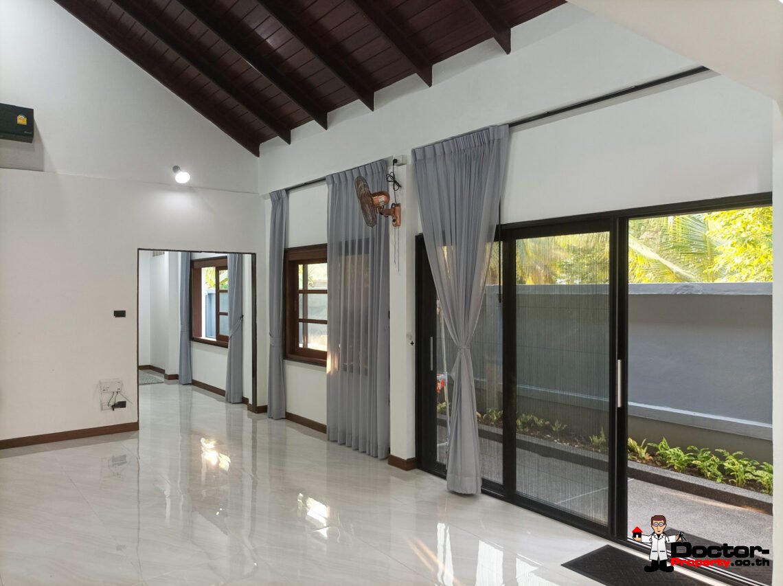 3 Bedroom House with Pool Just 100 Metres from the Beach in Lipa Noi, Koh Samui – For Sale