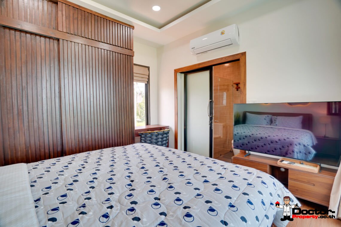4 Bedroom Pool Villa with Sea View in Bang Por, Koh Samui – For Sale
