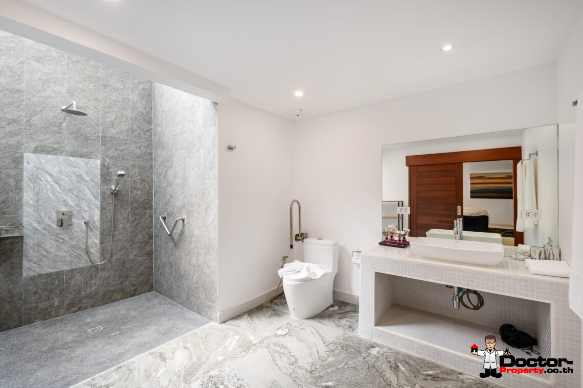 7 Bedroom Luxury Sea View Villa – Bophut, Koh Samui – For Sale