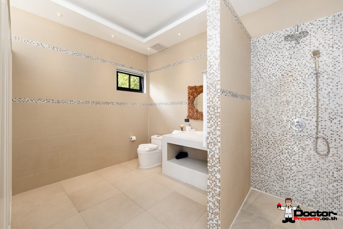 7 Bedroom Luxury Sea View Villa – Bophut, Koh Samui – For Sale