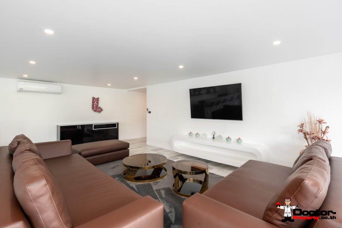 7 Bedroom Luxury Sea View Villa – Bophut, Koh Samui – For Sale