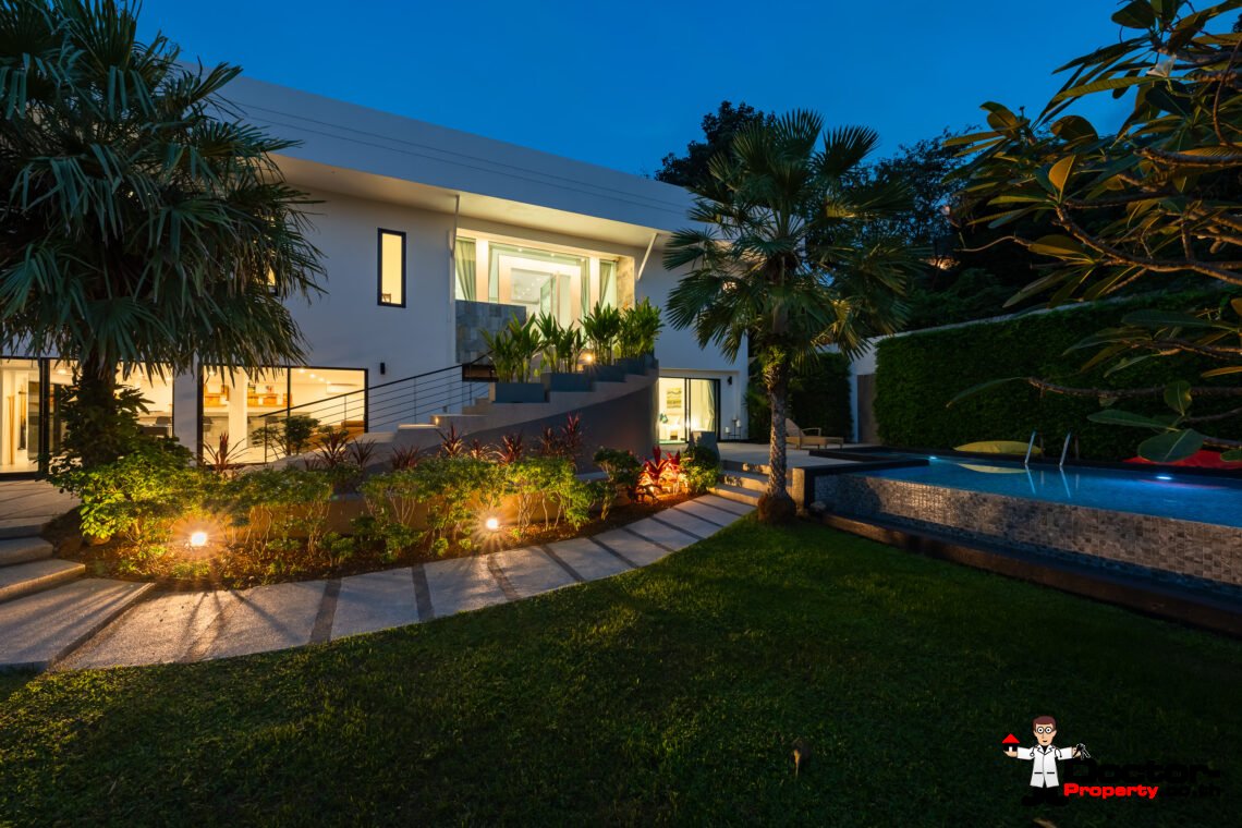 7 Bedroom Luxury Sea View Villa – Bophut, Koh Samui – For Sale