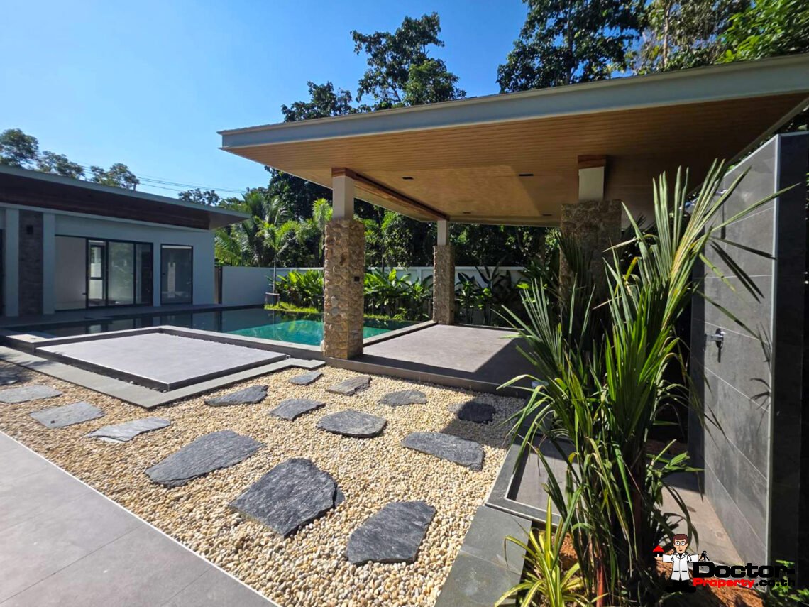 New 3 Bedroom Private Pool Villa with Spacious Garden in Mae Nam, Koh Samui – For Sale