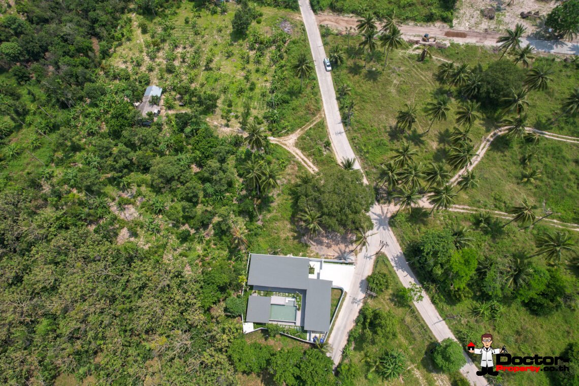 New 3 Bedroom Private Pool Villa with Spacious Garden in Mae Nam, Koh Samui – For Sale