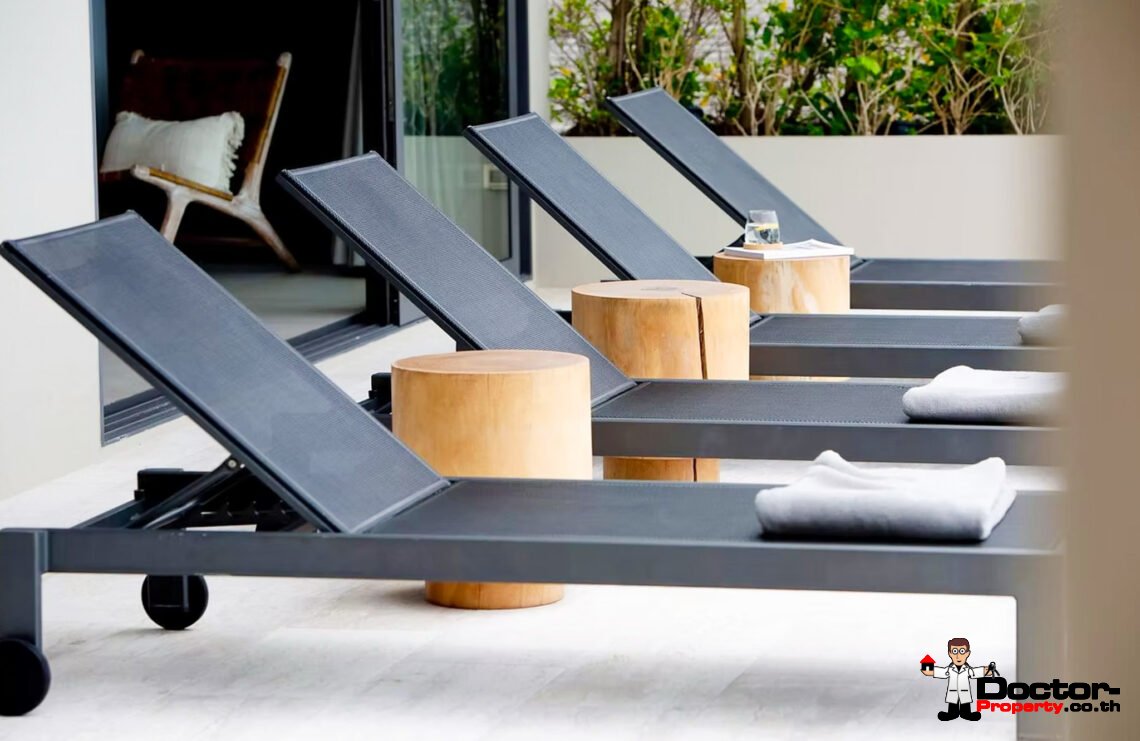 Luxurious 5 Bedroom Pool Villa with Sea View in Plai Laem, Koh Samui – For Sale