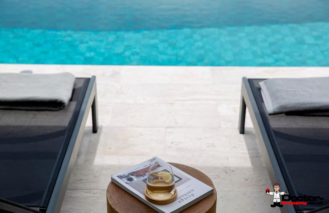 Luxurious 5 Bedroom Pool Villa with Sea View in Plai Laem, Koh Samui – For Sale