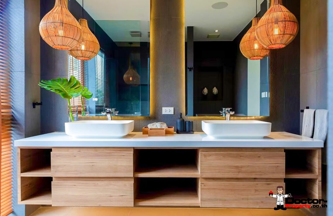 Luxurious 5 Bedroom Pool Villa with Sea View in Plai Laem, Koh Samui – For Sale