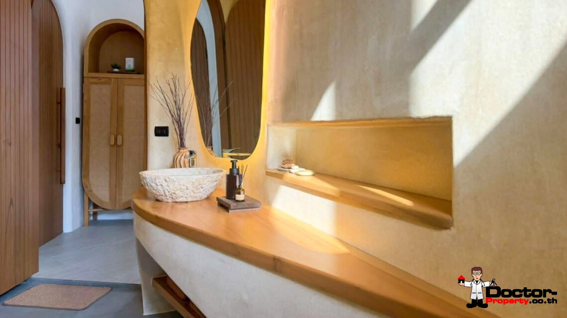 3 Bedroom Eco-Friendly Pool Villa with Spacious area in Mae Nam, Koh Samui – For Sale