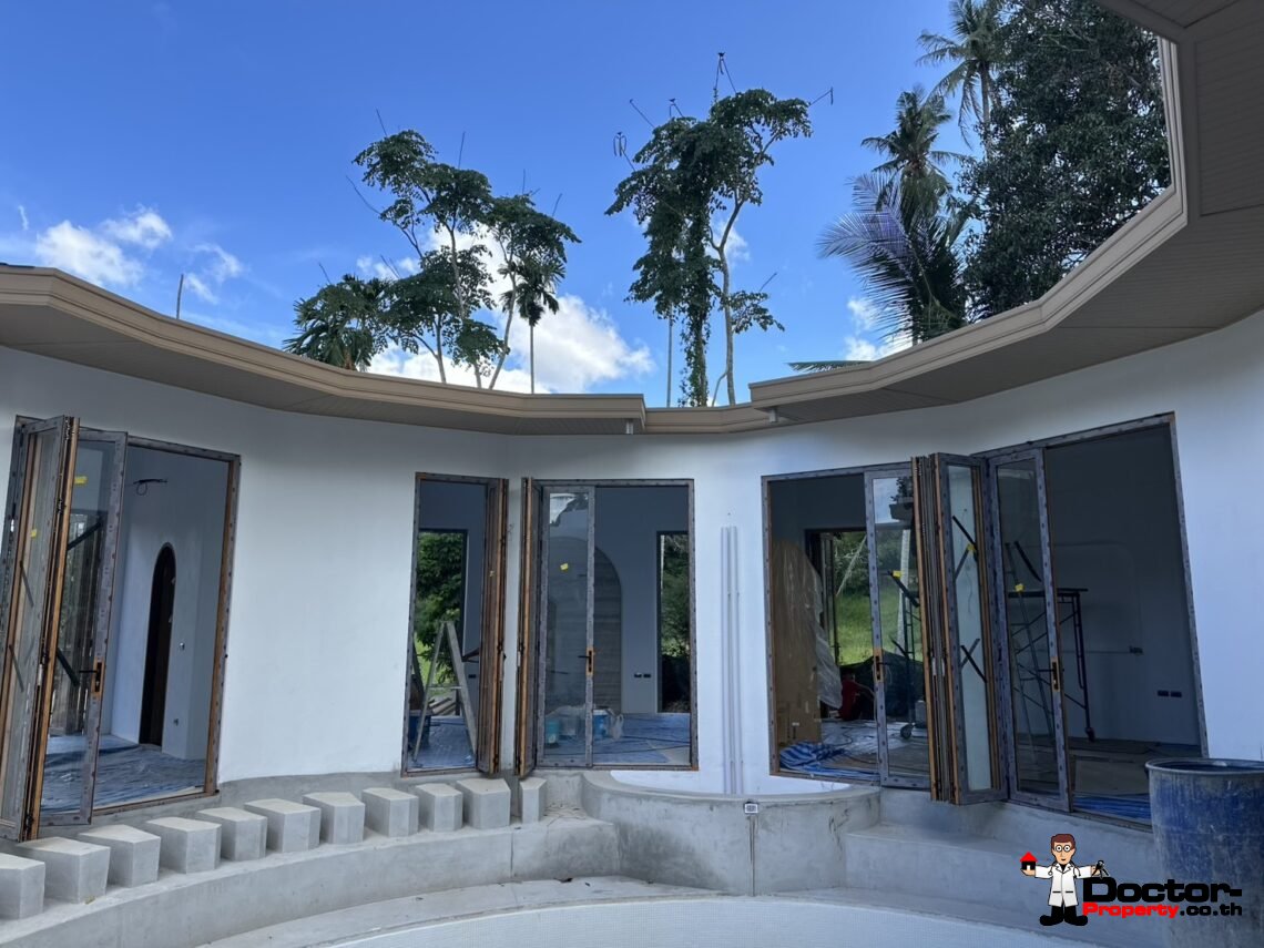 3 Bedroom Eco-Friendly Pool Villa with Spacious area in Mae Nam, Koh Samui – For Sale