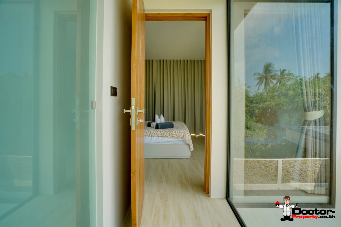 New 4 Bedroom Pool Villa with Partial Sea View in Bang Rak, Koh Samui – For Sale