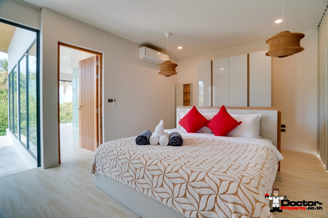 New 4 Bedroom Pool Villa with Partial Sea View in Bang Rak, Koh Samui – For Sale