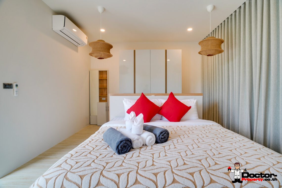 New 4 Bedroom Pool Villa with Partial Sea View in Bang Rak, Koh Samui – For Sale