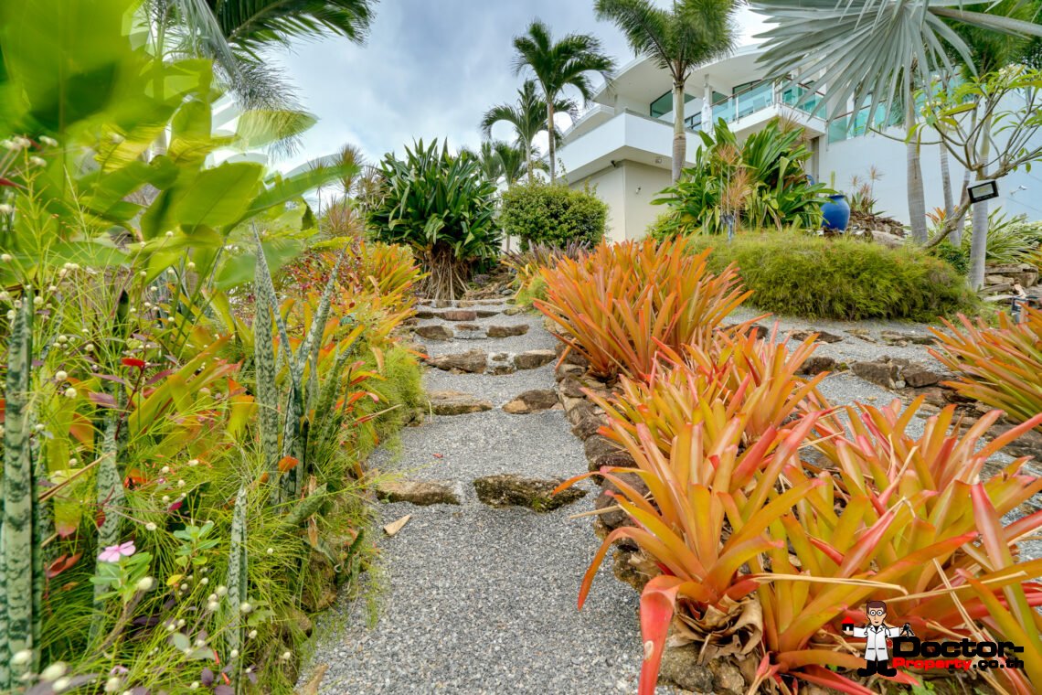 Magnificent 3 Bedroom Pool Villa with Stunning Sea View in Bo Phut, Koh Samui – For Sale