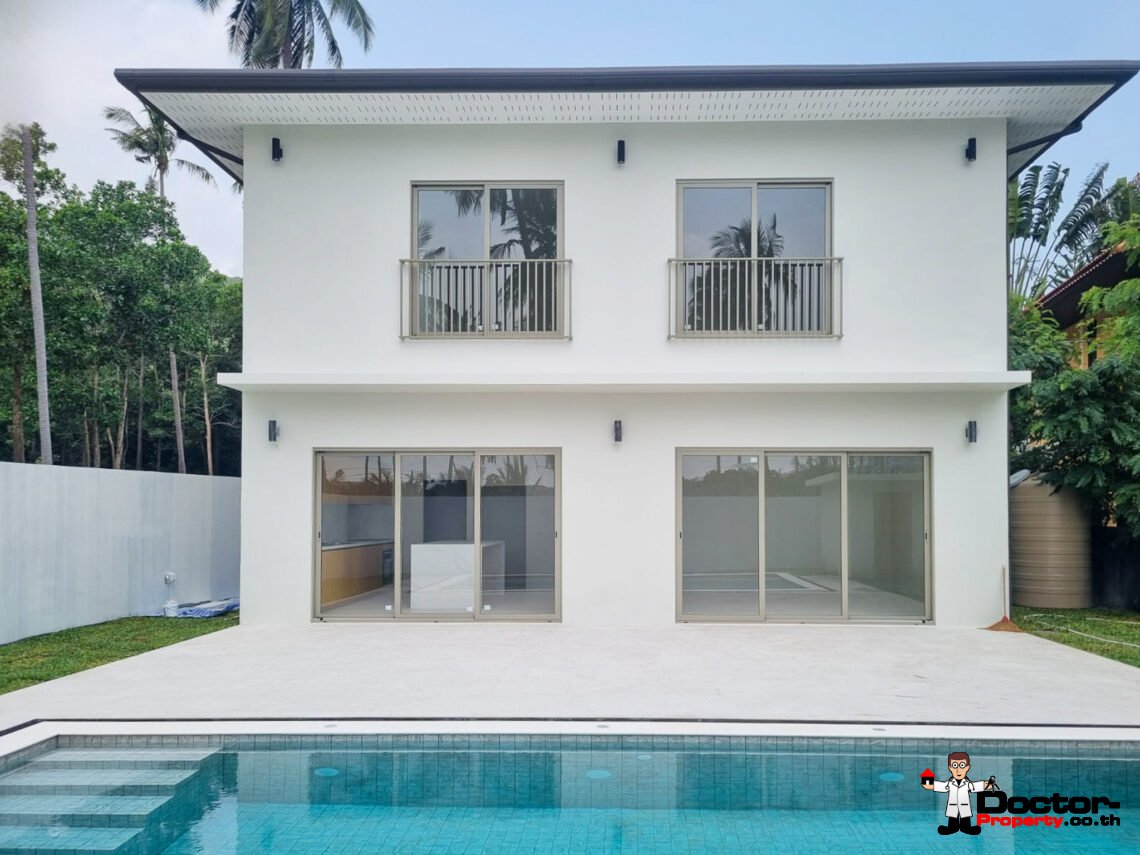 Modern 4 Bedroom Pool Villa in Bang Rak, Koh Samui – For Sale