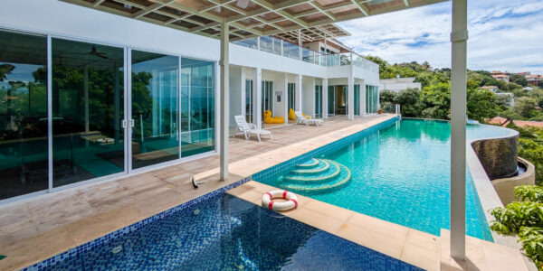 5 Bedroom Sea View Villa with Spacious area in Bang Por, Koh Samui – For Sale