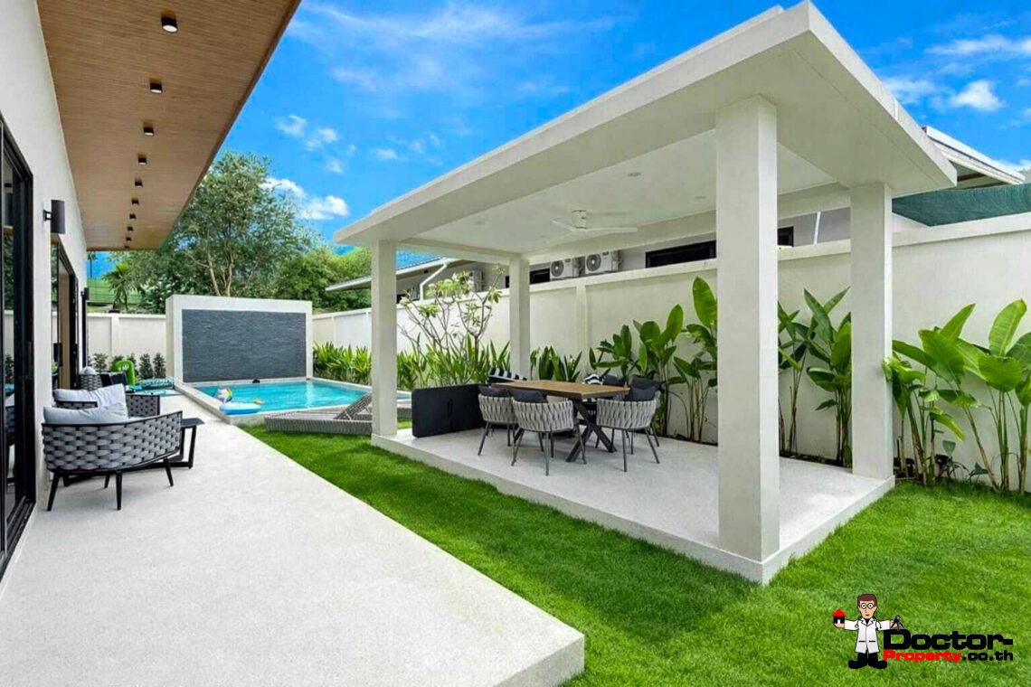 Modern 3 Bedroom Pool Villa in Chaweng, Koh Samui – For Sale