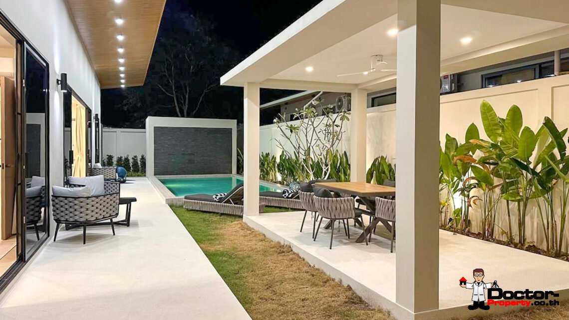 Modern 3 Bedroom Pool Villa in Chaweng, Koh Samui – For Sale
