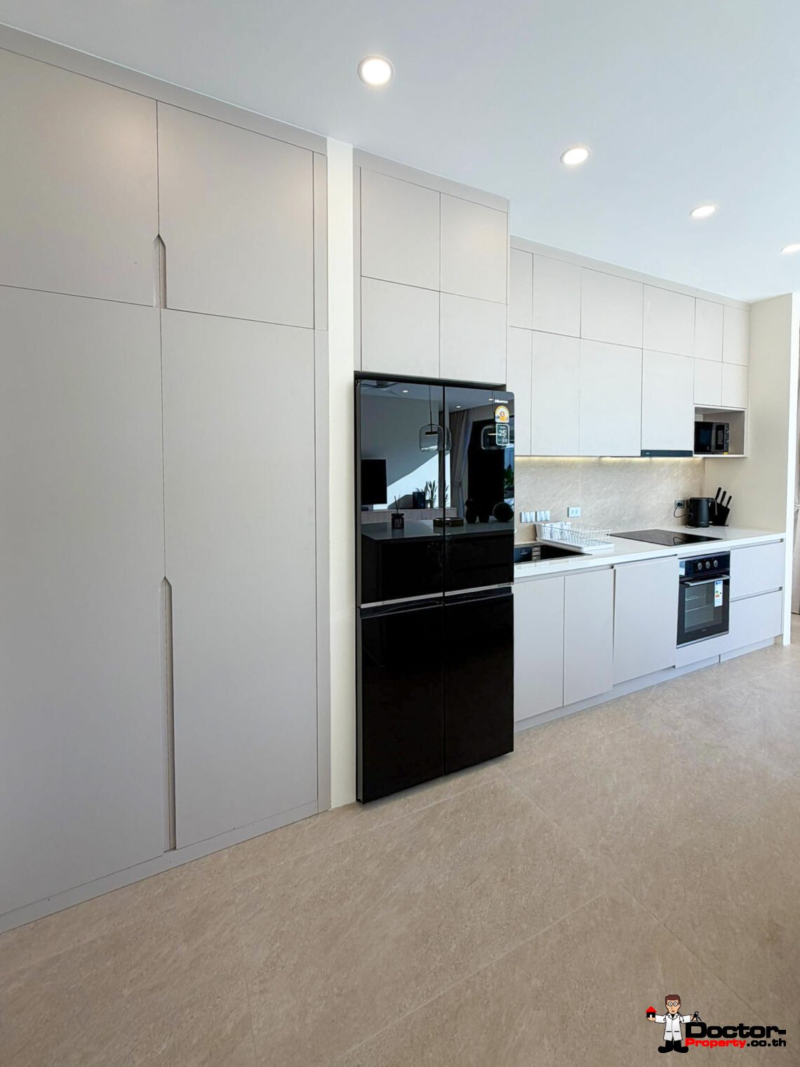 Modern 3 Bedroom Pool Villa in Chaweng, Koh Samui – For Sale