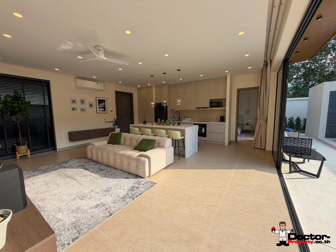 Modern 3 Bedroom Pool Villa in Chaweng, Koh Samui – For Sale