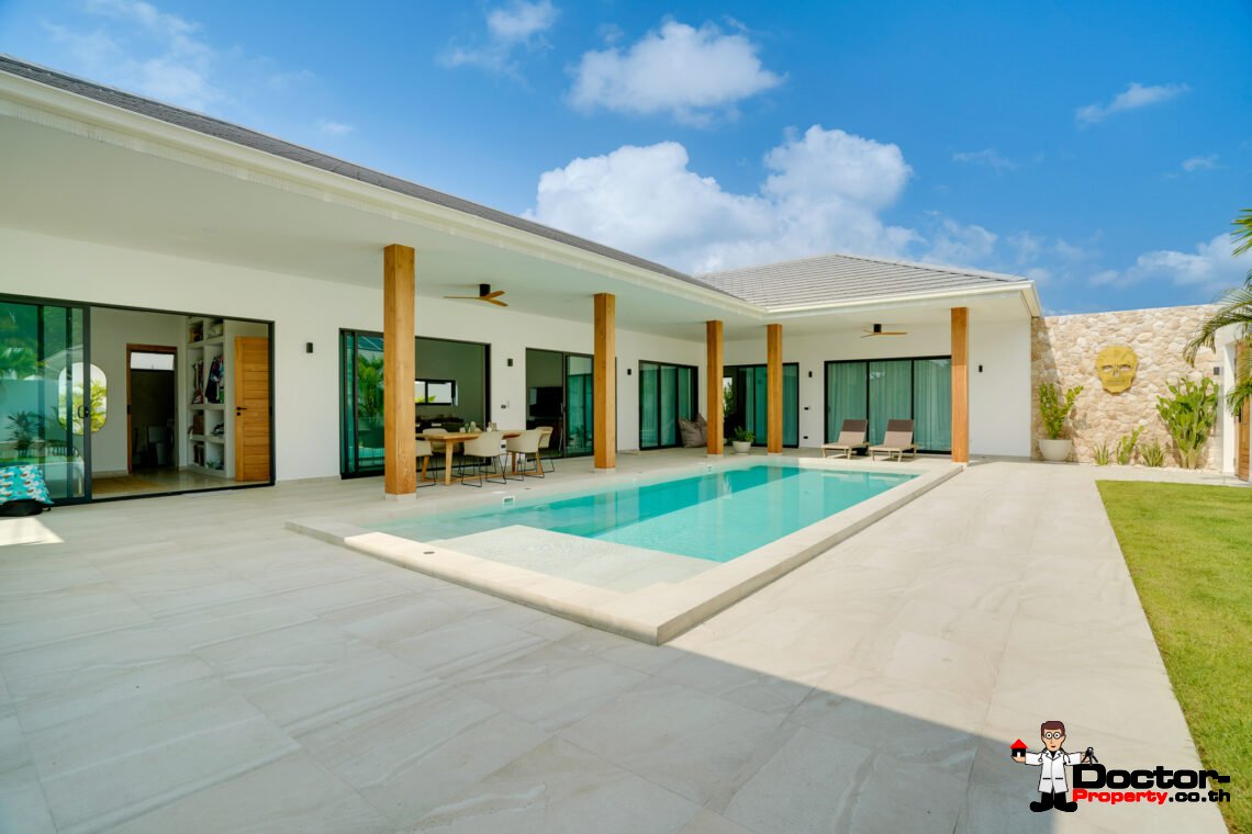 Modern 4 Bedroom Pool Villa in Lamai, Koh Samui – For Sale