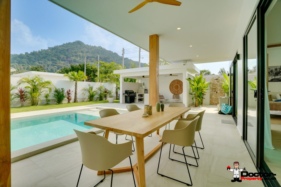 Modern 4 Bedroom Pool Villa in Lamai, Koh Samui – For Sale