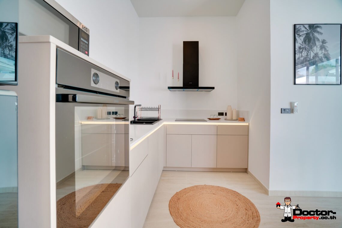 Modern 4 Bedroom Pool Villa in Lamai, Koh Samui – For Sale