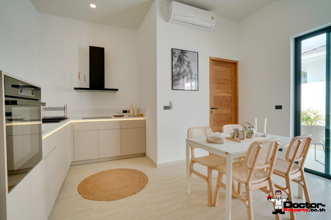 Modern 4 Bedroom Pool Villa in Lamai, Koh Samui – For Sale