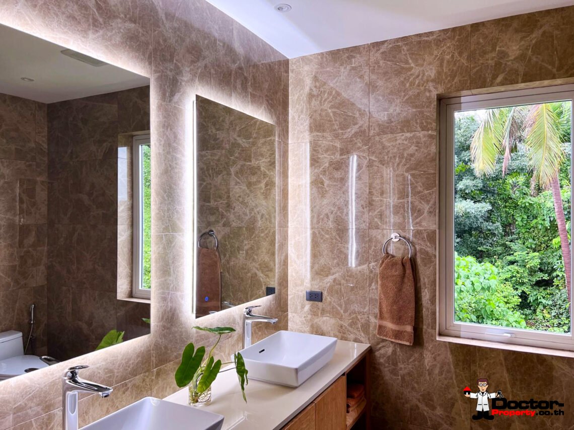 3 Bedroom Penthouse with Sea View in Mae Nam, Koh Samui – For Sale