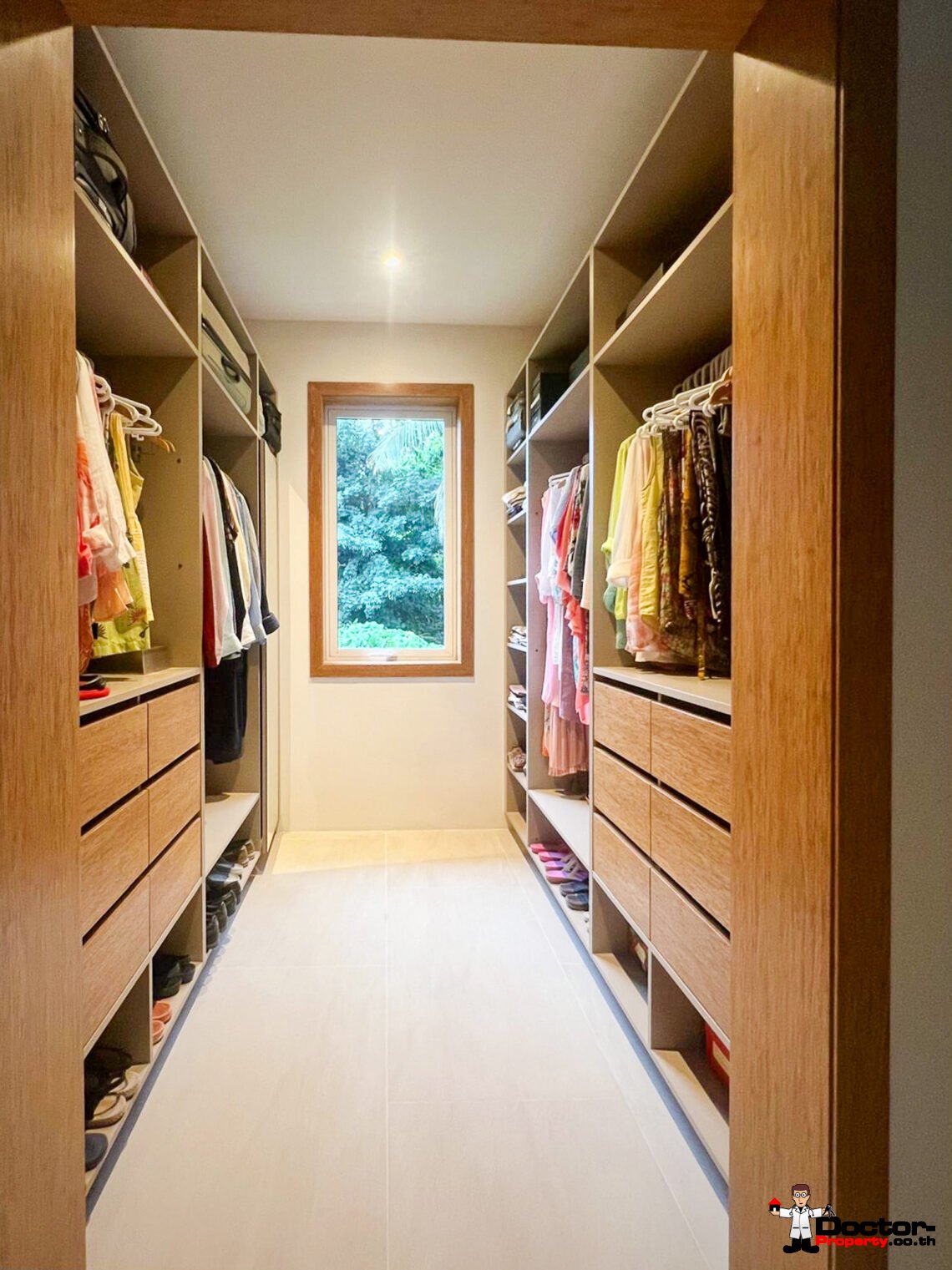 3 Bedroom Penthouse with Sea View in Mae Nam, Koh Samui – For Sale