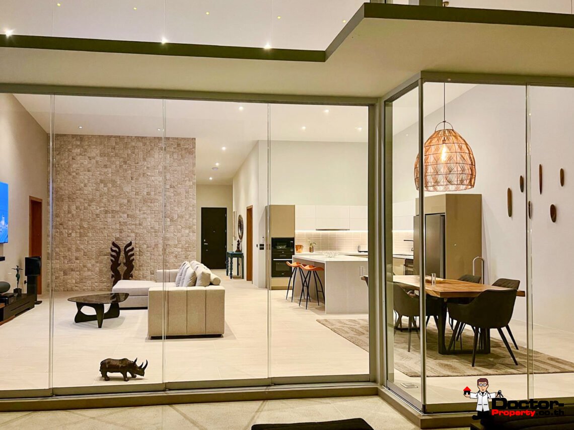 3 Bedroom Penthouse with Sea View in Mae Nam, Koh Samui – For Sale