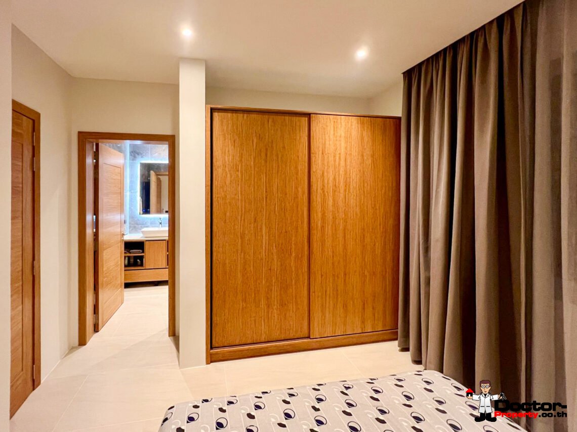 3 Bedroom Penthouse with Sea View in Mae Nam, Koh Samui – For Sale