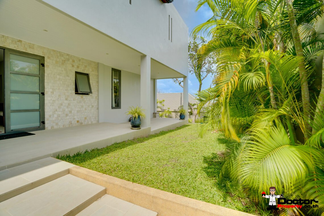 4 Bedroom Pool Villa with Sea View in Plai Laem, Koh Samui – For Sale