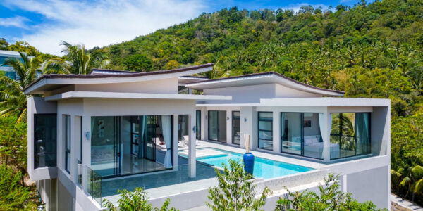 4 Bedroom Pool Villa with Sea View in Bang Por, Koh Samui – For Sale