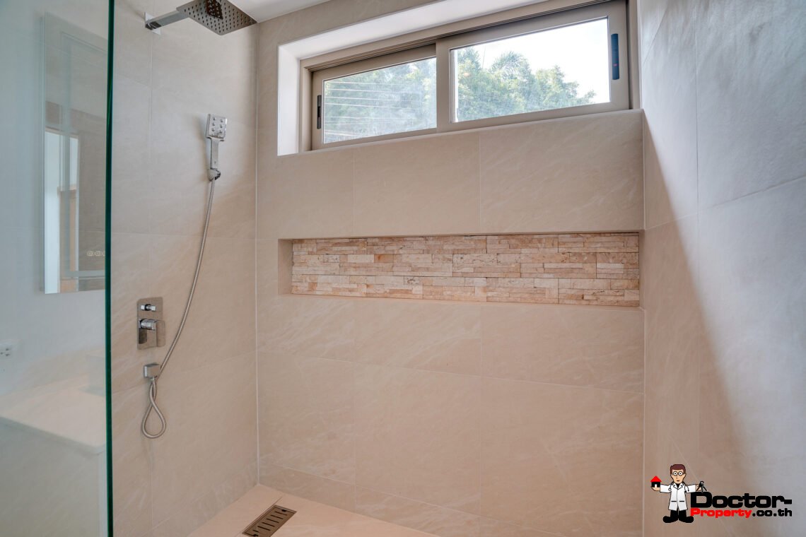 3 Bedroom Pool Villa with Sea View in Bo Phut, Koh Samui – For Sale