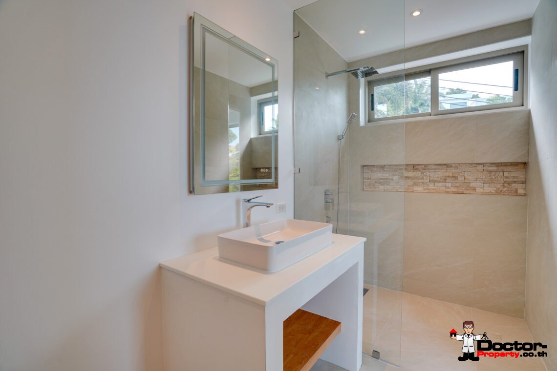 3 Bedroom Pool Villa with Sea View in Bo Phut, Koh Samui – For Sale